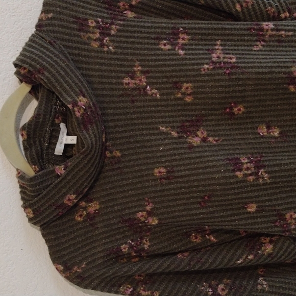 🌺 Floral lace up back cowl neck Pullover over Waffle knit Fabric Size S - Picture 4 of 13